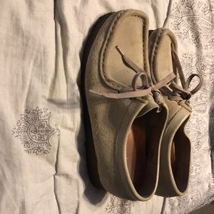 Clarks Wallabee shoes. In great condition.